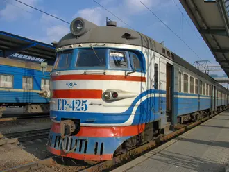 ソ連運輸省ЭР2型電車