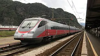 イタリア国鉄ETR485電車