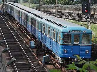 地下鉄Ezh-3形電車