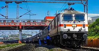 インド鉄道WAP7形電気機関車