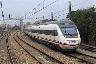 レンフェ121系電車