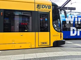ドレスデン市電NGTD12DD形電車